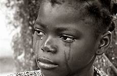 slave born girl crying cataluña inglés slavery child trafficking labor pau 2004 cry boys human