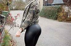 sexy leggings leather pants babe latex wet hot outfits blonde girls amateur tights wearing