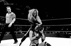 sleeper hold wwe carmella