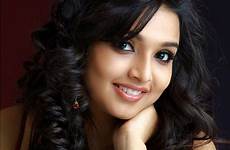 indian beautiful south model hd wallpaper girl nambiar deepti actress girls india teen wallpapers twitter teahub io cute