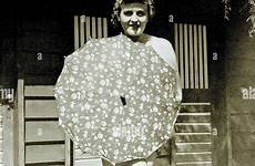 braun eva nude hitler adolf sunbathing alamy umbrella posing mistress wife 1940 germany sex ii war stock tubes amateurs filled