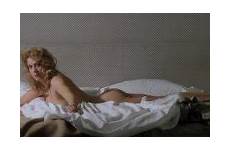 il novak gilla ancensored 1986 nude naked