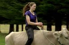 newsround cowgirl hannah rider chichester ranch cbbc