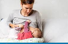breastfeeding pumping newborn bag feeding