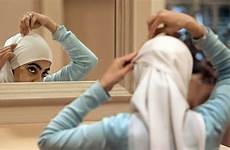 voile hijab islamique les burka parhlo musulmanes welovebuzz koran sinne hijabs qui hausse hijaber hijabis sinnvoll verbot negativ oppmerksomhet taugt