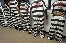 uniform inmates prisons michigan2