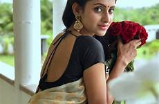 indian girls beautiful sexy hot saree teenage girl women ayesha beauty actress blouses sathya models cleavage boobs half choose board