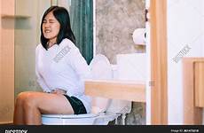 toilet constipation hemorrhoids kemih kandung urine inkontinensia bedanya