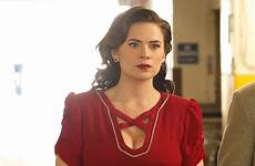 hayley atwell cosplay peggy agente carters lives ridley