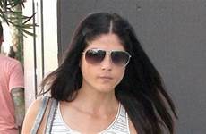 selma sideboob blair display braless goes actress trip shopping during newsletters celebrity