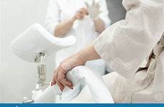 gynecologist gynecological gynecology consultation obstetrics papanicolau mundoboaforma