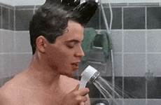 shower douche ferris bueller broderick matthew buellers vrijdag 80s whoops