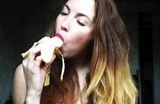 bananas banane izismile cina erotico vietato mangiare sensul sexiest yummy
