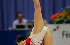 gymnastics rhythmic crotch gymnast gymnastik turnen malfunctions sportgymnastik flexibility rhythmische ww