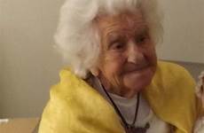 german grandmother algemeiner celebrates dead sea oma