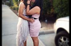 kissing lesbians lgbt