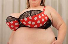 belly saggy polka shows
