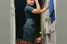 stewardess flyings hostess