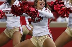cheerleaders 49ers cheerleading porristas animadoras ejército guapas fútbol deportistas 49er nba dance ballet omgcheckitout hercrochet