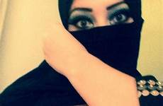 hijab smutty bigtits