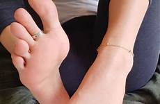 toes soles asianfeet barefoot sally