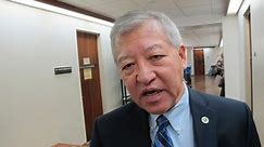 Judge in a bribery case against Honolulu’s former top prosecutor is suddenly recusing himself