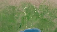 Carte du Bénin - route. Bordure. Satellite.