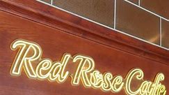 Craving delicious food and a relaxing atmosphere? Head to Red Rose Cafe at Green Plaza! حابب تاكل أكل لذيذ في أجواء هادية ومريحة؟ يبقى يلا على Red Rose!