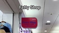 Woman spots "plus size" shops in Thailand - all with amusing names