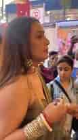 Rani Mukherjee Arrives To Take Blessings Of Maa Durga #reelsfb | Bollywood Blissful