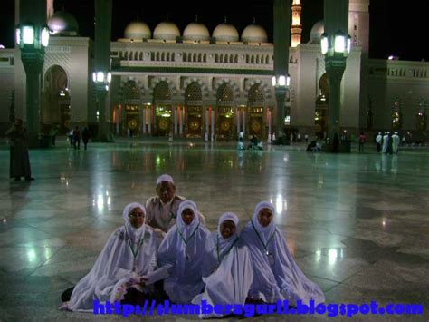 Sajak pertemuan hujan dan senja. cHERiTa kASih fiZaiRi: Sweet Memory 2010 | Ku cari damai ...