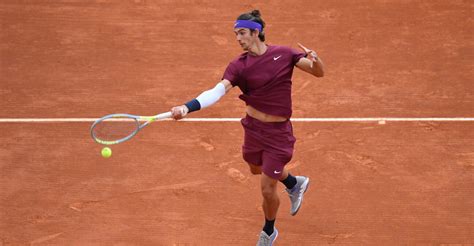 When is lorenzo musetti vs david goffin on and what time does it start? Musetti frappe encore et se hisse en demi-finale à Lyon