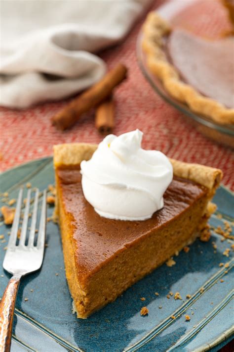 Here's an easy and classic recipe that everyone at the table will enjoy. Traditional Thanksgiving Pie ...