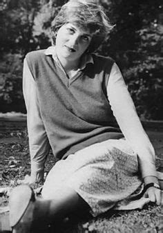 Diana would become the sister to lady sarah mccorquodale, jane fellowes, baroness fellowes, and charles spencer, 9th earl spencer. 111 Best Diana Spencer Young images | Diana spencer, Diana ...