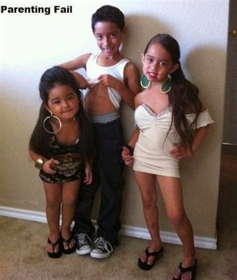 Chuck's Fun Page 2: Parenting fail - 18 images