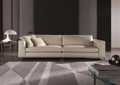 Discover prices, catalogues, and novelties Albers classic sofa by Minotti | Sofa, Minotti, Sofa furniture