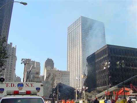 August 18 2007 fire in the deutsche bank building. NEW YORK | Deutsche Bank Building | 565 FT / 172 M | 40 ...