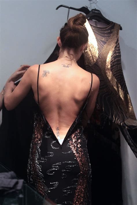 She has been featured in music videos for will.i.am and emis killa. Dayane Mello And Her Beautiful Backless Dress - The ...