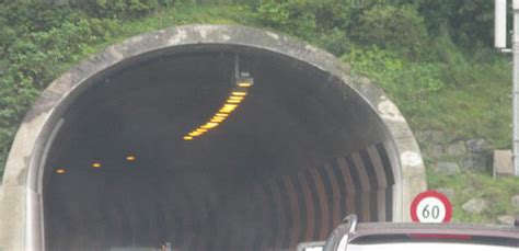 Seit 1980 verbindet der gotthardtunnel auf einer strecke von insgesamt 16,9 km die städte göschenen im kanton uri und airolo im kanton tessin miteinander. Gotthardtunnel gesloten voor een maand | Bergwijzer