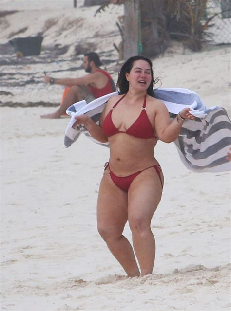 She made her television debut with her reality show jenni rivera presents: CHIQUIS RIVERA in a Red Bikini at a Beach in Tulum 01/22 ...