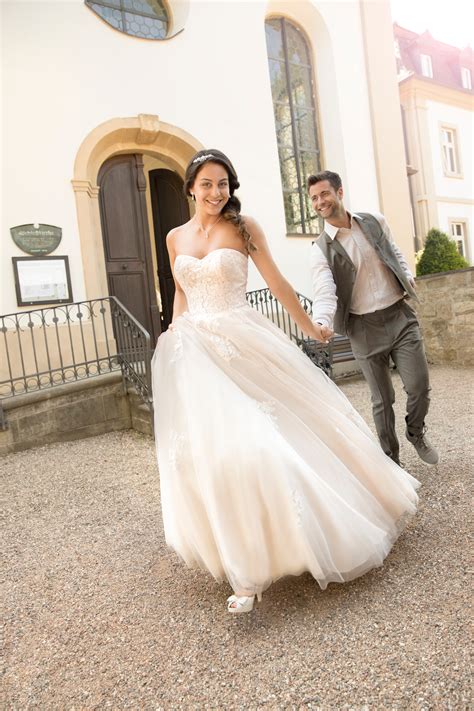 Weitere ideen zu kostümvorschläge kostüm fasching und faschingskostüme kinder. Das Kleemeier Brautkleid 2018 - Heiraten & Hochzeit