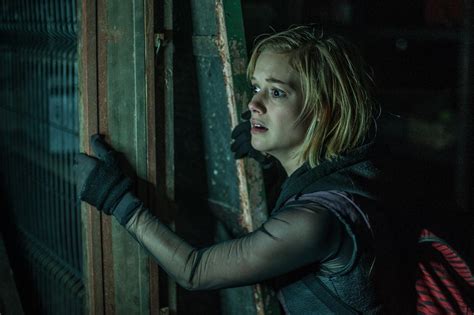 Don't breathe is a 2016 american horror thriller film directed by fede alvarez and written by alvarez and rodo sayagues. Don't Breathe | Bild 1 von 23 | Moviepilot.de