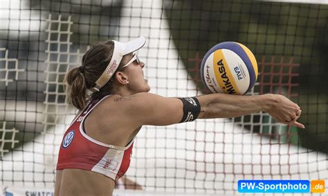 Tanja hüberli spielt seit 2016 mit nina betschart zusammen. Beach Volleyball/FIVB World Tour 2017 - Porec Major/Tanja ...