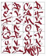 The easiest way to create consistent graffiti alphabets in a similar style and composition is to use grids. Graffiti Letters: 61 graffiti artists share their styles ...