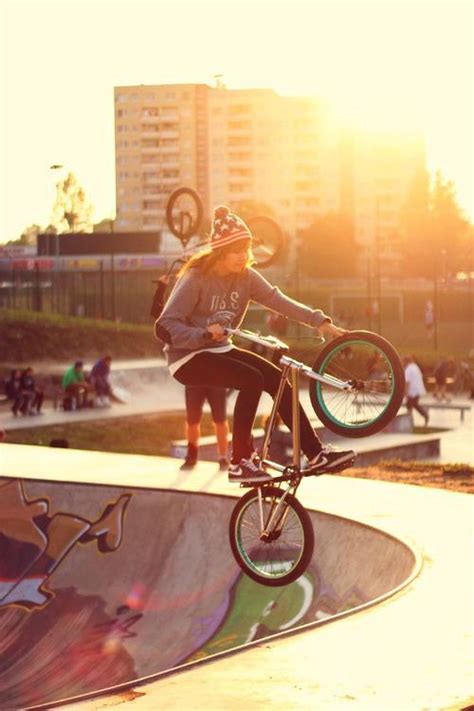 How to skateboard as the law. bmx girl on Tumblr