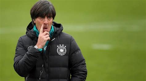 Blick.ch bietet ihnen aktuelle nachrichten und analysen zum thema. Joachim Loew is back to doing Joachim Loew things again ...