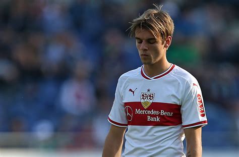 Some regard him as croatia's best left winger since. Linksverteidiger des VfB Stuttgart: Sosa droht Aus bis zur ...