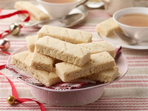 As mentioned, these cornstarch shortbread cookies, can easily be made vegan. Cornstarch Shortbread Cookies - Grandma's 'canada ...