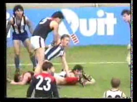 Melbourne demons and north melbourne meet at adelaide oval on sunday in afl round 11. Melbourne vs North Melbourne - Round 20 1991 - YouTube