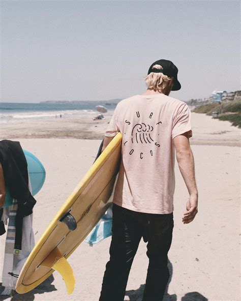 Our street style gallery is updated twice weekly. surf locos vibes 🏼 | Surf style men, Surfer style outfits ...